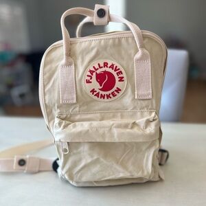 Fjall Raven Kanken Bag